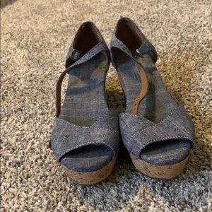 toms wedges